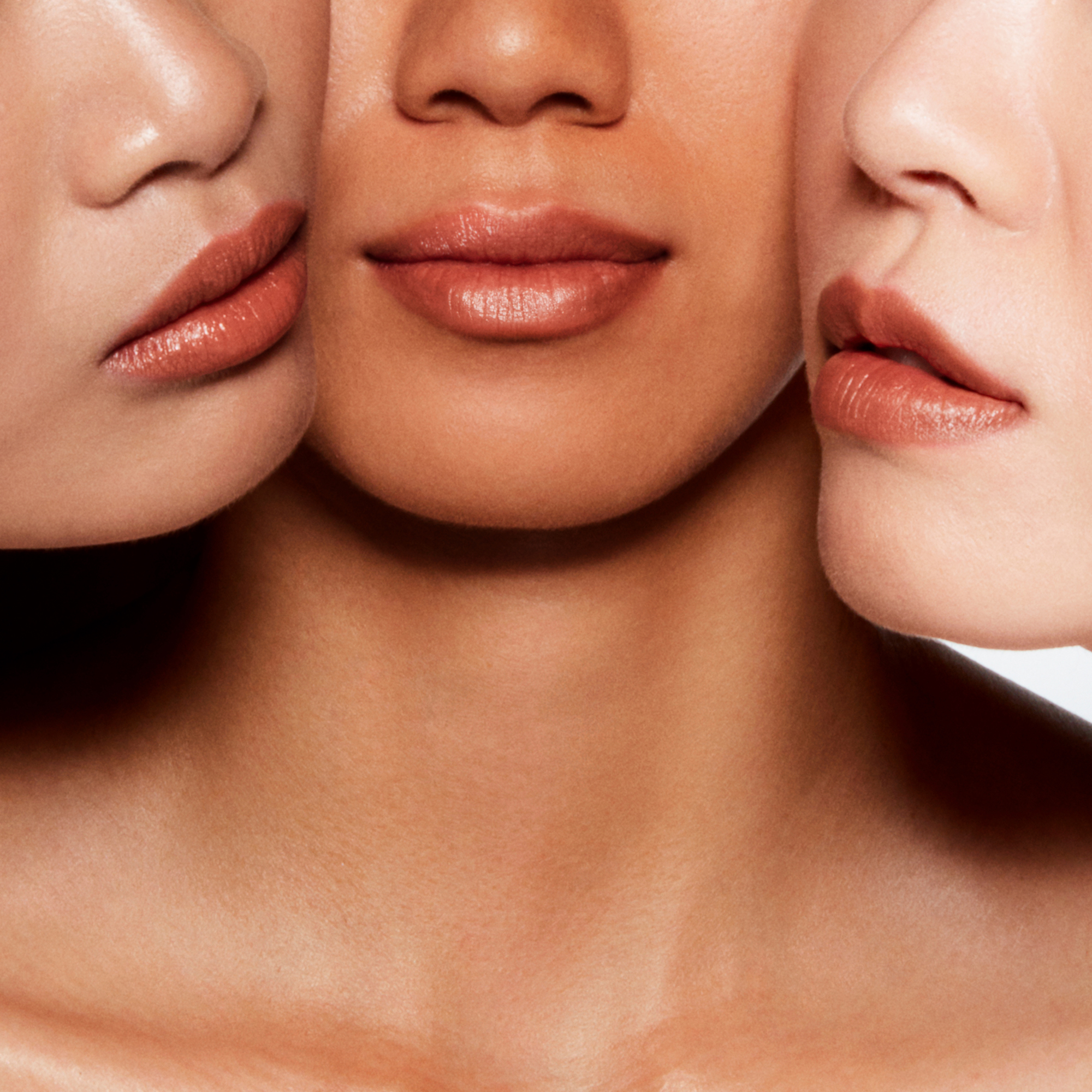 ULTRA SHINE LIP COLOR (LABIAL EN BARRA)